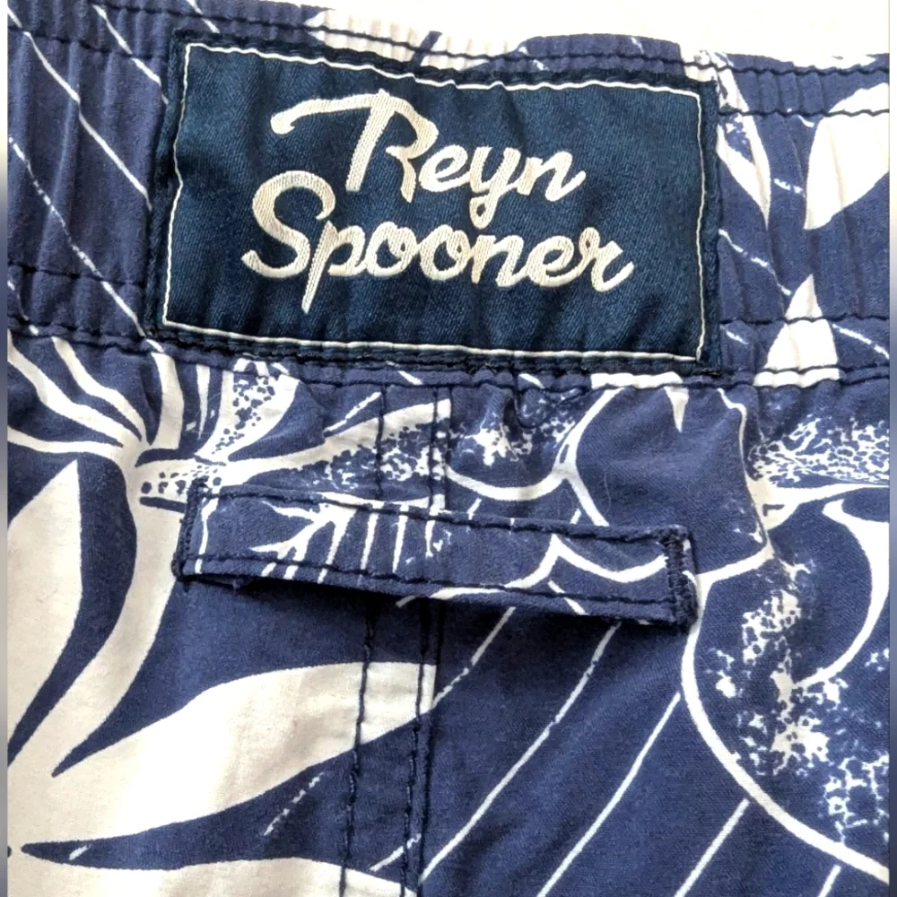 Reyn Spooner Shorts Men's 2XL Blue Swim Trunks Drawstring Floral Hawaiiain